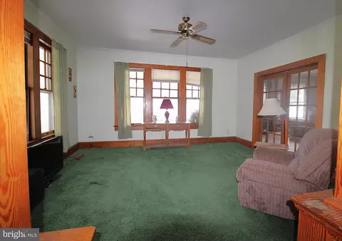 218 S Main St, Hurlock, MD 21643 photo 13