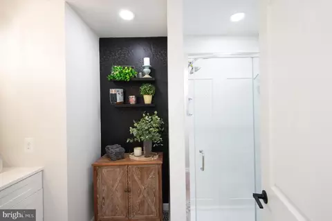 Entry Way - 1242 Old Madison Rd, Madison, MD 21648 photo 5 of 8