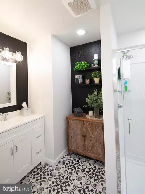 Bath - 1242 Old Madison Rd, Madison, MD 21648 photo 3 of 4