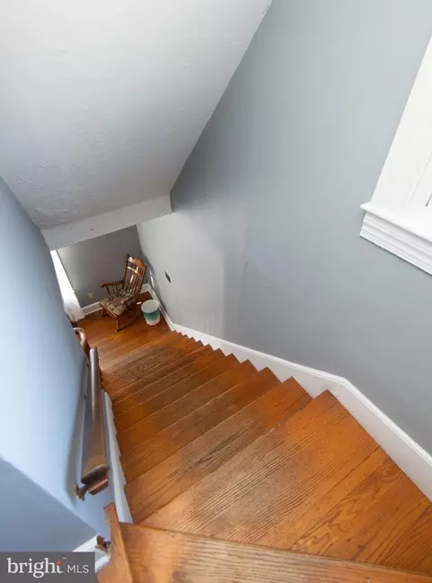 Entry Way - 202 Killarney Rd, Cambridge, MD 21613 photo 10 of 10