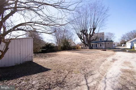 Exterior - 202 Killarney Rd, Cambridge, MD 21613 photo 8 of 9