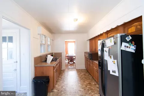 Entry Way - 202 Killarney Rd, Cambridge, MD 21613 photo 5 of 10