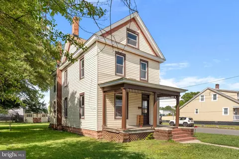 Exterior - 201 Washington St, Cambridge, MD 21613 photo 2 of 4