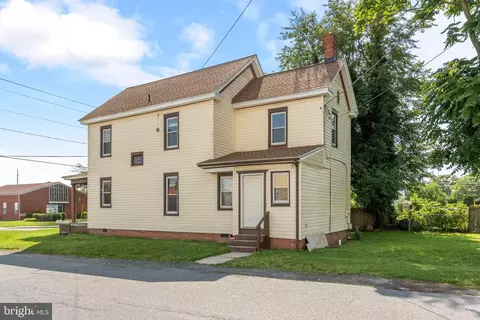 Exterior - 201 Washington St, Cambridge, MD 21613 photo 4 of 4
