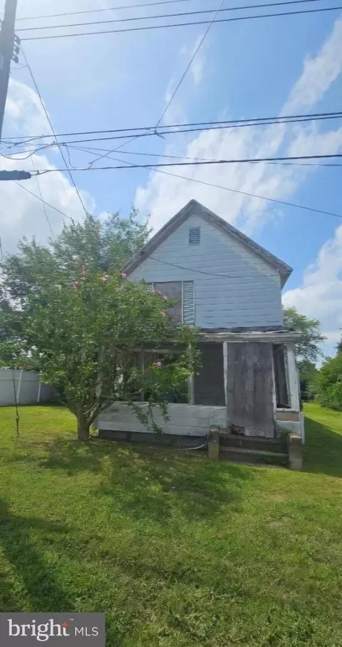 5904 Harvey St, East New Market, MD 21631