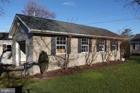 Exterior - 1604 Deep Point Rd, Woolford, MD 21677 photo 5 of 5