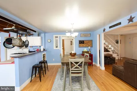 Dining - 202 Choptank Ave, Cambridge, MD 21613 photo 3 of 3