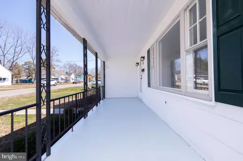 Exterior - 412 E Appleby Ave, Cambridge, MD 21613 photo 1 of 6