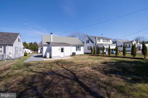 Exterior - 412 E Appleby Ave, Cambridge, MD 21613 photo 4 of 6
