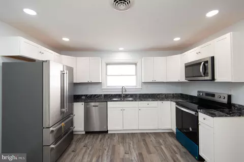Kitchen - 412 E Appleby Ave, Cambridge, MD 21613 photo 1 of 1