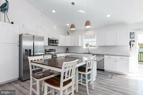 Kitchen - 6708 Bens Ln, Hurlock, MD 21643 photo 1 of 3