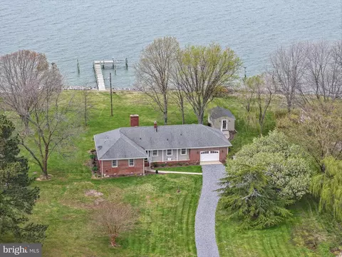 1226 Horse Point Rd, Fishing Creek, MD 21634