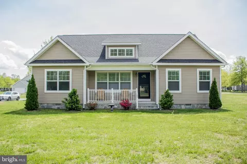 303 Railroad Ave, East New Market, MD 21631