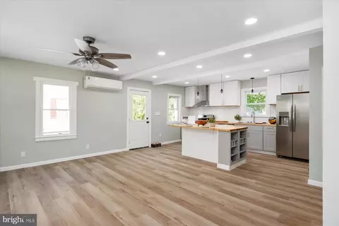 Other - 7 Oak St, Cambridge, MD 21613 photo 1 of 7