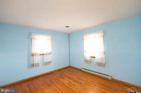 Bedroom - 4736 Egypt Rd, Cambridge, MD 21613 photo 1 of 6