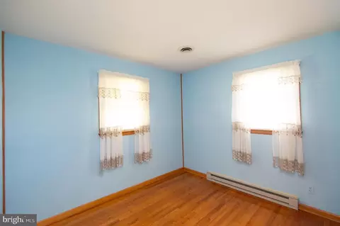 Bedroom - 4736 Egypt Rd, Cambridge, MD 21613 photo 5 of 6