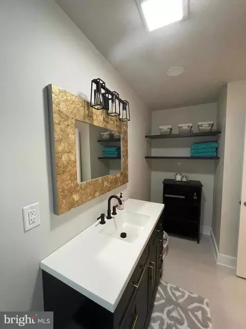 Bath - 3 Talbot Ave, Cambridge, MD 21613 photo 1 of 2