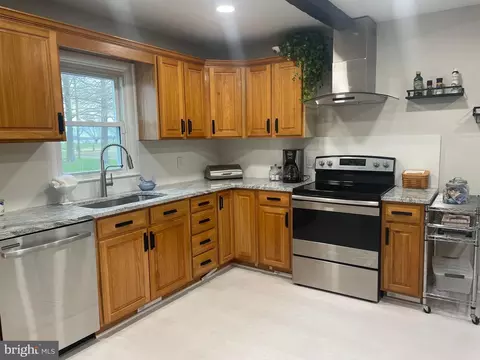 Kitchen - 3 Talbot Ave, Cambridge, MD 21613 photo 1 of 2