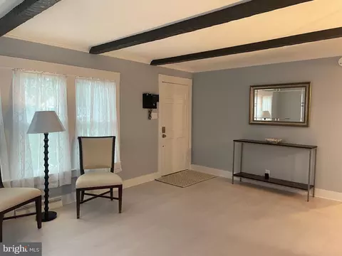 Entry Way - 3 Talbot Ave, Cambridge, MD 21613 photo 1 of 2