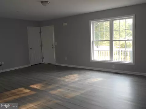 6271 Solomons Cir, Hurlock, MD 21643 photo 8