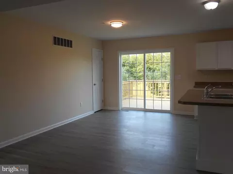 6271 Solomons Cir, Hurlock, MD 21643 photo 5