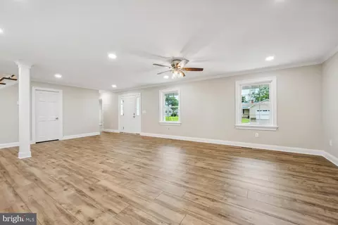 405 Collins Ave, Hurlock, MD 21643 photo 5