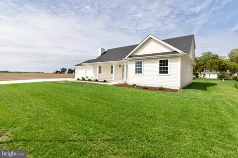 405 Collins Ave, Hurlock, MD 21643 photo 3