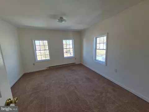 Bedroom - 816 Center St, Cambridge, MD 21613 photo 1 of 2