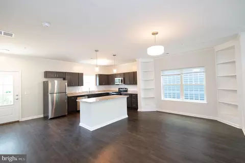 Other - 636 Douglas St, Cambridge, MD 21613 photo 2 of 12