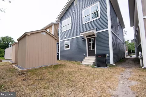 Exterior - 636 Douglas St, Cambridge, MD 21613 photo 2 of 2