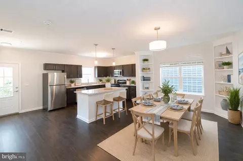 Dining - 636 Douglas St, Cambridge, MD 21613 photo 1 of 1