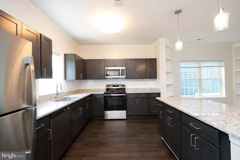 Kitchen - 636 Douglas St, Cambridge, MD 21613 photo 1 of 3