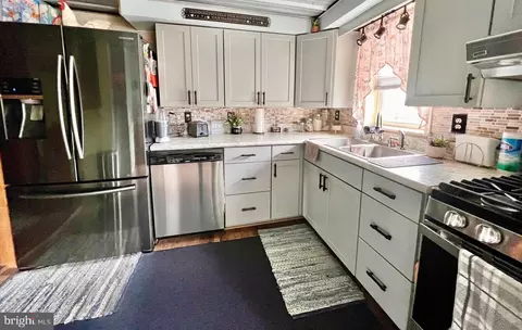 Kitchen - 1223 Old Madison Rd, Madison, MD 21648 photo 2 of 3