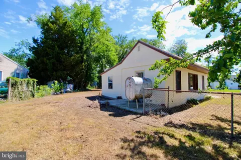 Exterior - 515 Burton Ave, Cambridge, MD 21613 photo 2 of 4