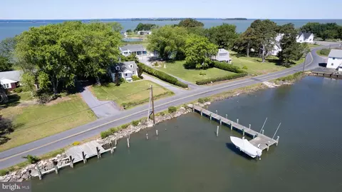 2538 Hoopers Island Rd, Fishing Creek, MD 21634