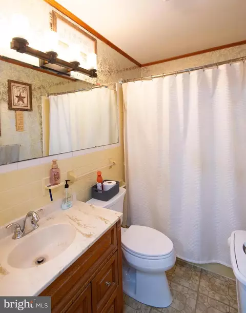 5802 Phyllis Dr, Hurlock, MD 21643 photo 19