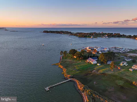 2507 Old House Point Rd, Fishing Creek, MD 21634