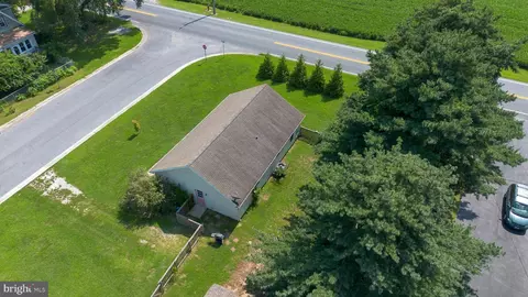 100 Barnes Ct, Hurlock, MD 21643 photo 9