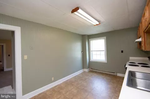 Kitchen - 305 S Main St, Hurlock, MD 21643 photo 2 of 3