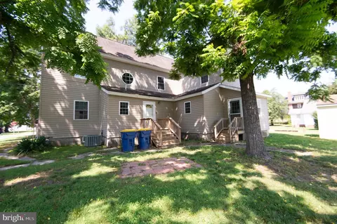 Exterior - 305 S Main St, Hurlock, MD 21643 photo 3 of 7