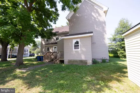 Exterior - 305 S Main St, Hurlock, MD 21643 photo 4 of 7