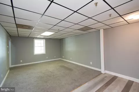 Living - 305 S Main St, Hurlock, MD 21643 photo 1 of 5