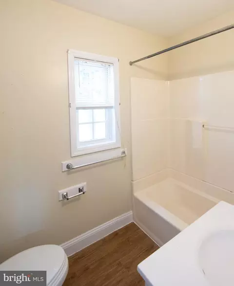 Bath - 305 S Main St, Hurlock, MD 21643 photo 2 of 2