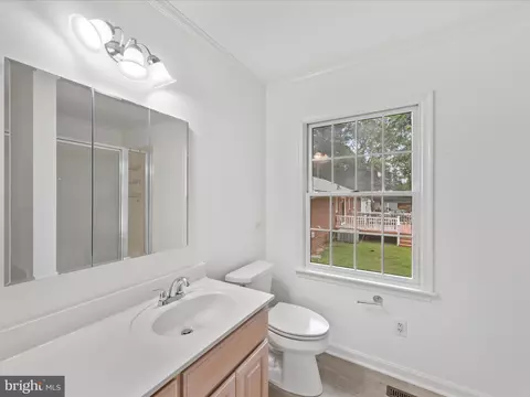 Bath - 206 A Bayview Ave, Cambridge, MD 21613 photo 1 of 2