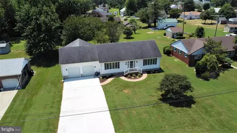 View/Area - 206 A Bayview Ave, Cambridge, MD 21613 photo 2 of 7