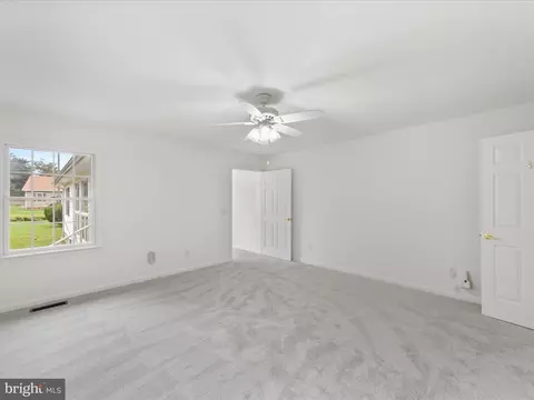 Bedroom - 206 A Bayview Ave, Cambridge, MD 21613 photo 3 of 6