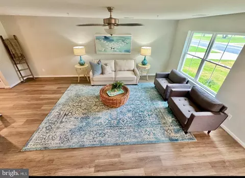 Living - 830 Mcbrides Ave, Cambridge, MD 21613 photo 1 of 1
