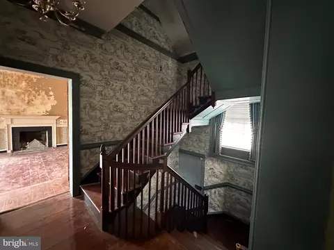 Entry Way - 200 High St, Cambridge, MD 21613 photo 5 of 5