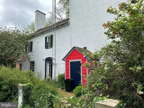 Exterior - 200 High St, Cambridge, MD 21613 photo 4 of 8