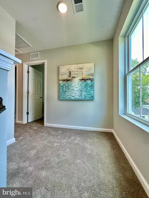 Entry Way - 832 Mcbrides Ave, Cambridge, MD 21613 photo 3 of 3